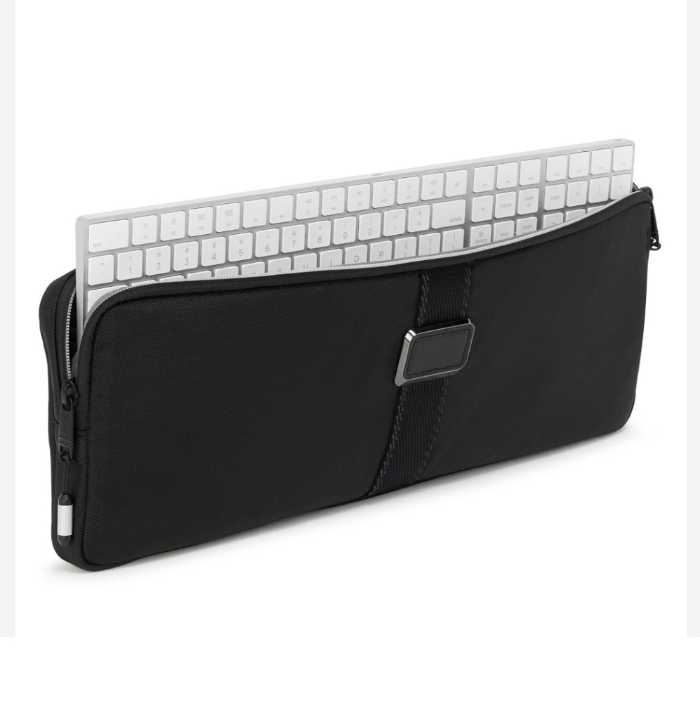 Tumi‎ Keyboard Case (Black).